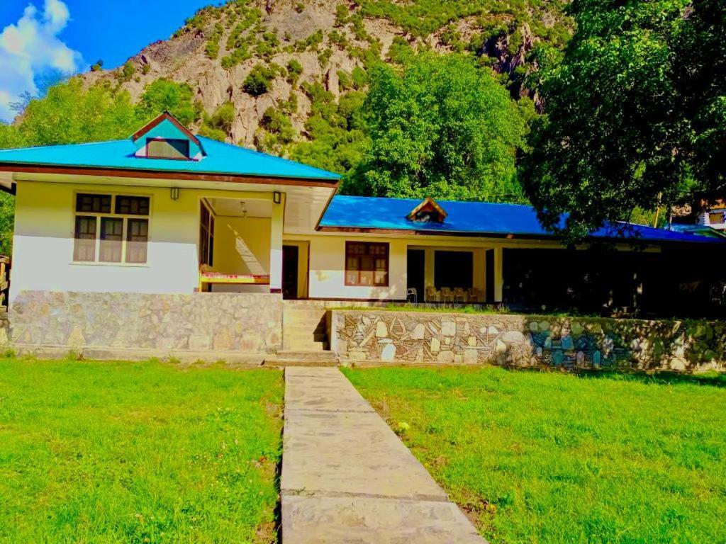 Chitral Inn Resort Exterior foto